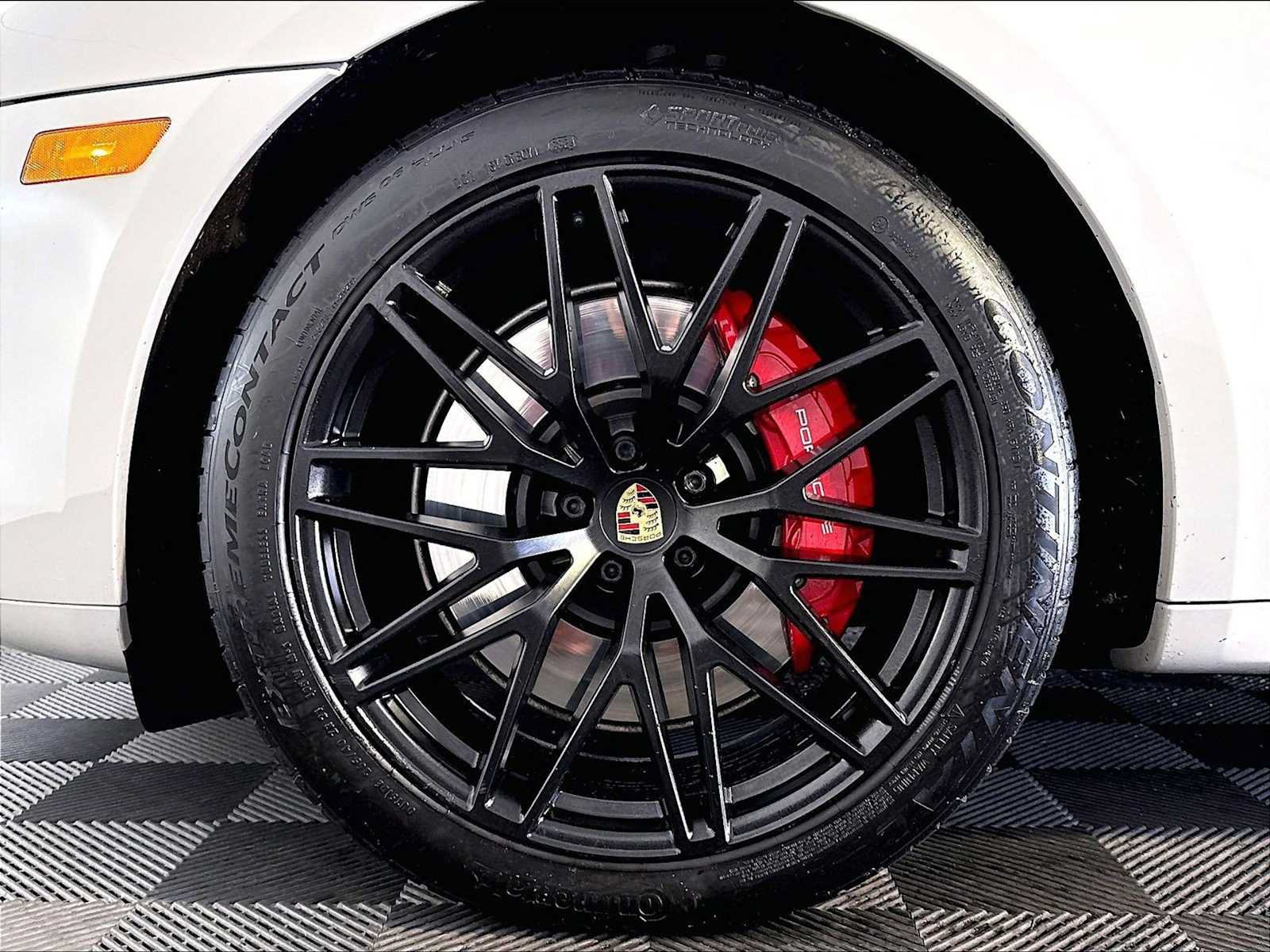 Certified 2022 Porsche Macan GTS AWD/4WD image 11