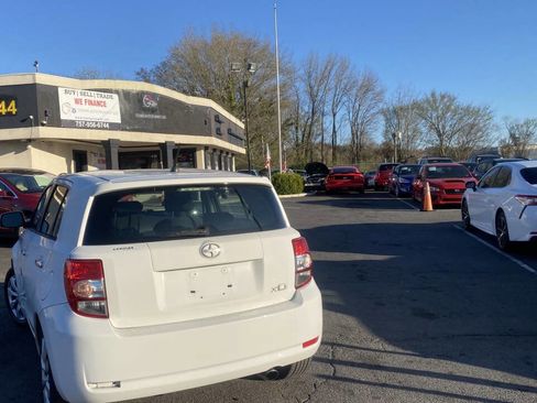 Used 2008 Scion xD image 4