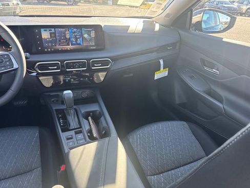 New 2026 Nissan Sentra SV w/ SV Convenience Package image 17