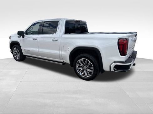 Used 2023 GMC Sierra 1500 Denali w/ Denali Reserve Package AWD/4WD image 8