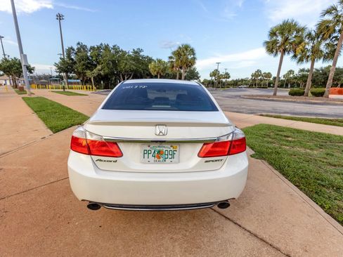 Used 2013 Honda Accord Sport image 10
