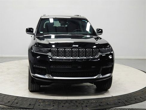 Used 2024 Jeep Grand Cherokee L Summit image 2