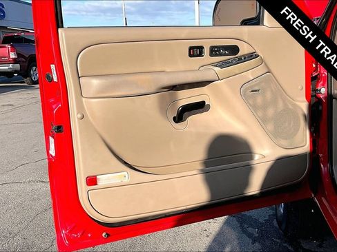 Used 2006 Chevrolet Silverado 2500 W/T w/ Skid Plate Package AWD/4WD image 20