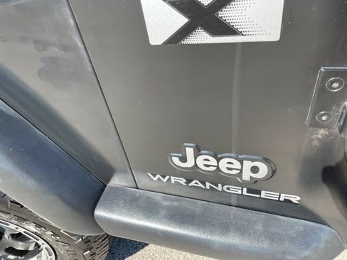 Used 2004 Jeep Wrangler X AWD/4WD image 5