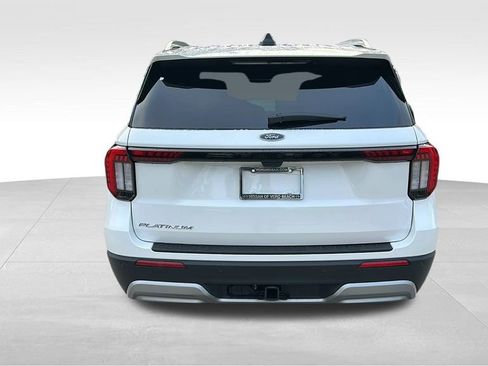 Used 2025 Ford Explorer Platinum image 6