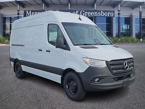 New 2026 Mercedes-Benz Sprinter 2500 image 2