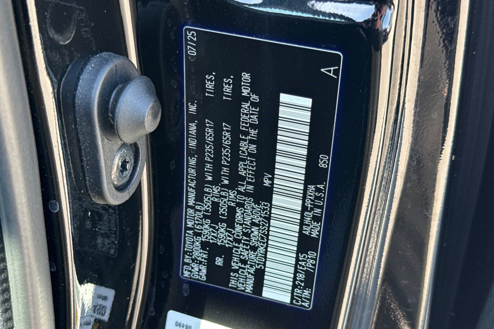 Used 2025 Toyota Sienna XLE FWD image 28