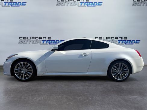 Used 2015 INFINITI Q60 Journey w/ Premium Package image 8