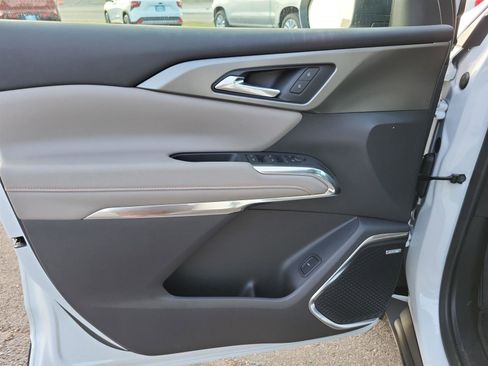 New 2025 Chevrolet Traverse LT w/ Enhanced Driving Package image 21