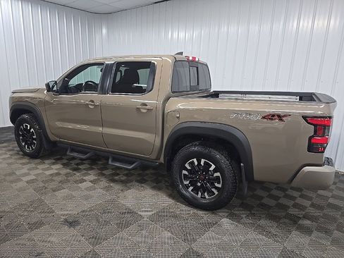 Used 2022 Nissan Frontier PRO-4X image 4