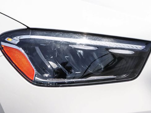 Used 2024 Mercedes-Benz GLE 350 4MATIC image 4