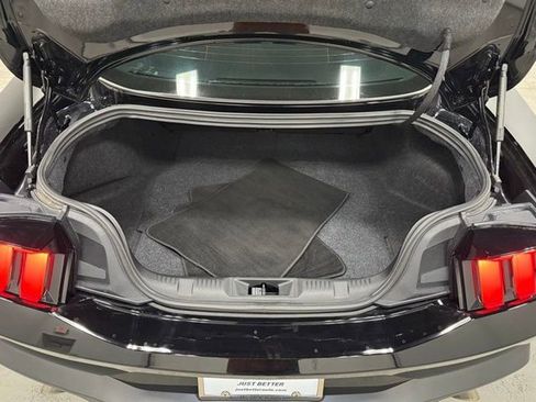 Used 2025 Ford Mustang GT image 32