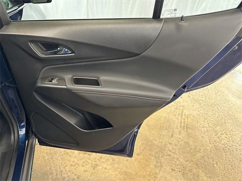 Certified 2023 Chevrolet Equinox RS image 25