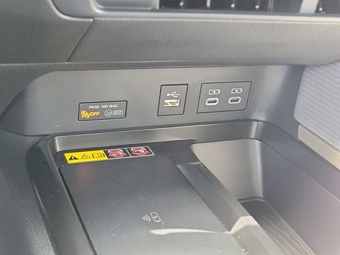 New 2026 Toyota Camry SE w/ Convenience Package FWD image 17