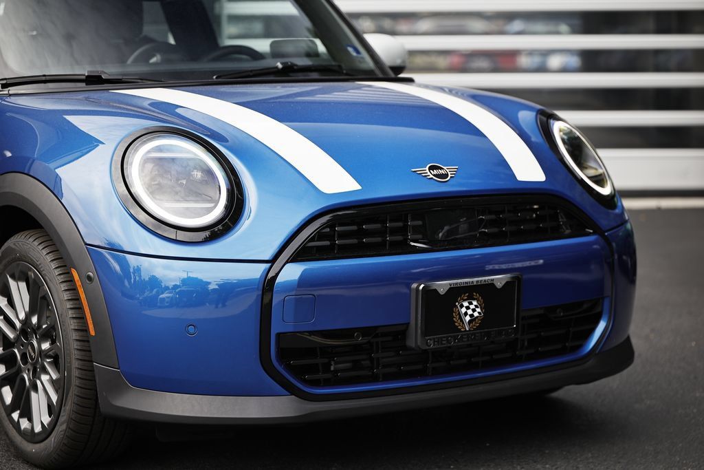 New 2026 MINI Cooper 2-Door Hardtop FWD image 2