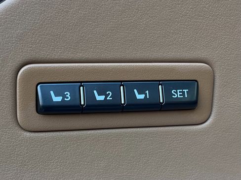 Used 2018 Lexus LC 500h w/ Touring Package image 54