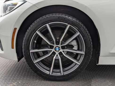 Used 2020 BMW 330i Sedan w/ Convenience Package RWD image 29