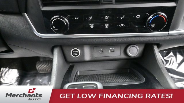 Used 2023 Nissan Rogue S AWD/4WD image 23