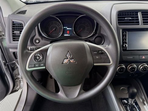 Used 2022 Mitsubishi Outlander Sport ES image 12