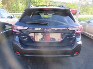 Used 2023 Subaru Outback Premium video 5