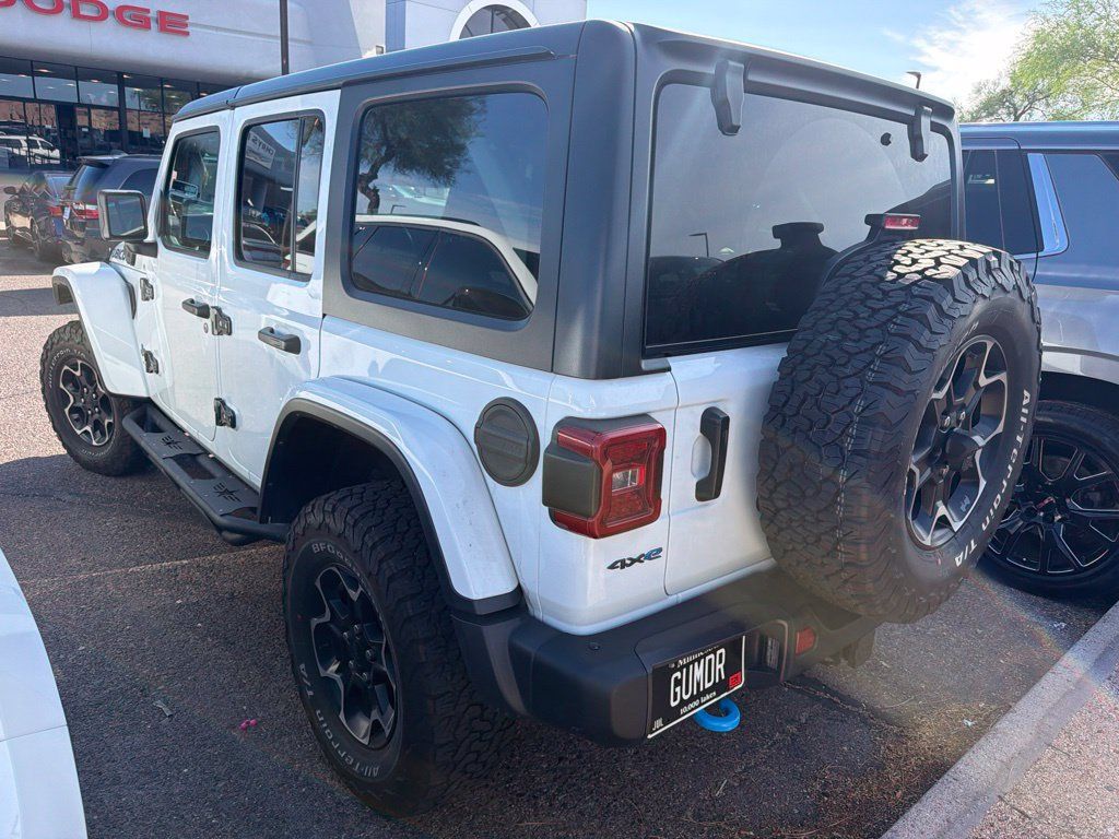 Used 2021 Jeep Wrangler Unlimited Rubicon 4xe w/ Steel Bumper Group AWD/4WD image 4