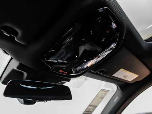 Used 2024 BMW 530i 530i image 33