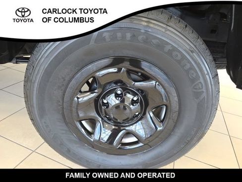 Used 2023 Toyota Tacoma SR5 RWD image 11