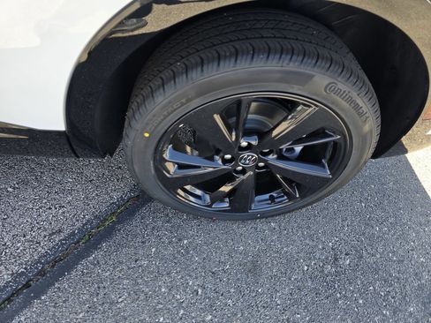 New 2025 Buick Envision Sport Touring image 10