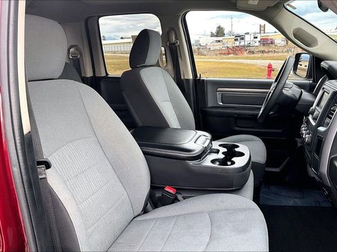 Used 2024 RAM 1500 Classic SLT image 7