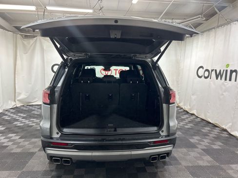 Used 2025 GMC Acadia Elevation image 21