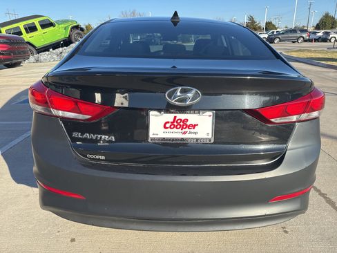 Used 2018 Hyundai Elantra Value Edition w/ Cargo Package image 6