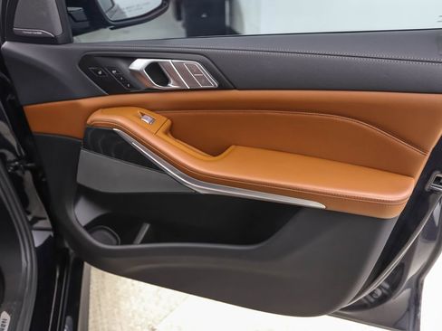 Certified 2022 BMW X7 M50i image 33