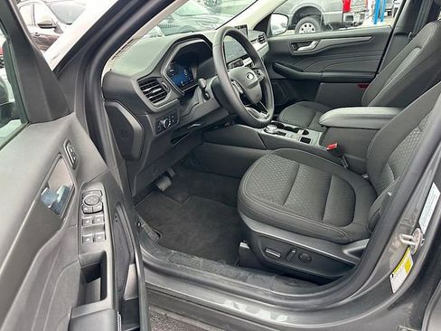 New 2024 Ford Escape Active w/ Tech Pack #2 FWD image 10