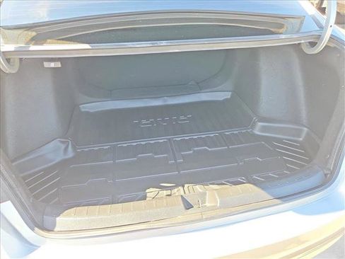 Used 2023 Honda Civic LX image 6
