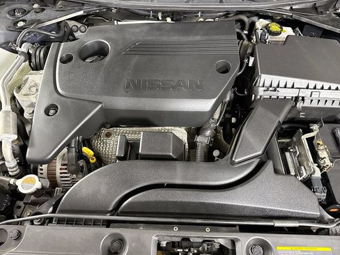 Used 2018 Nissan Altima 2.5 SR w/ SR Special Edition FWD image 32