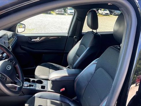 Used 2024 Ford Escape ST-Line w/ Tech Pack #1 AWD/4WD image 23