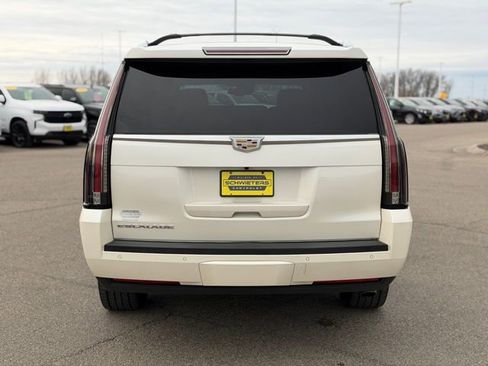 Used 2015 Cadillac Escalade ESV Premium image 6