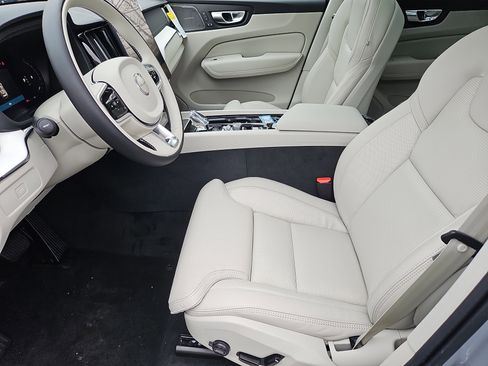 New 2026 Volvo XC60 B5 Ultra w/ Protection Package Premier image 21