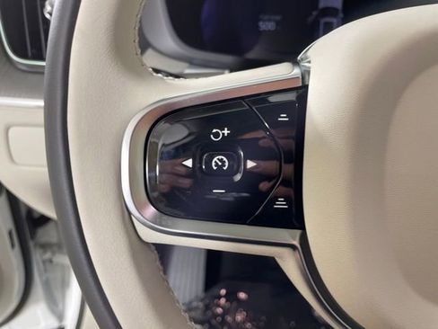 Certified 2024 Volvo XC60 T8 Plus w/ Protection Package Premier image 19