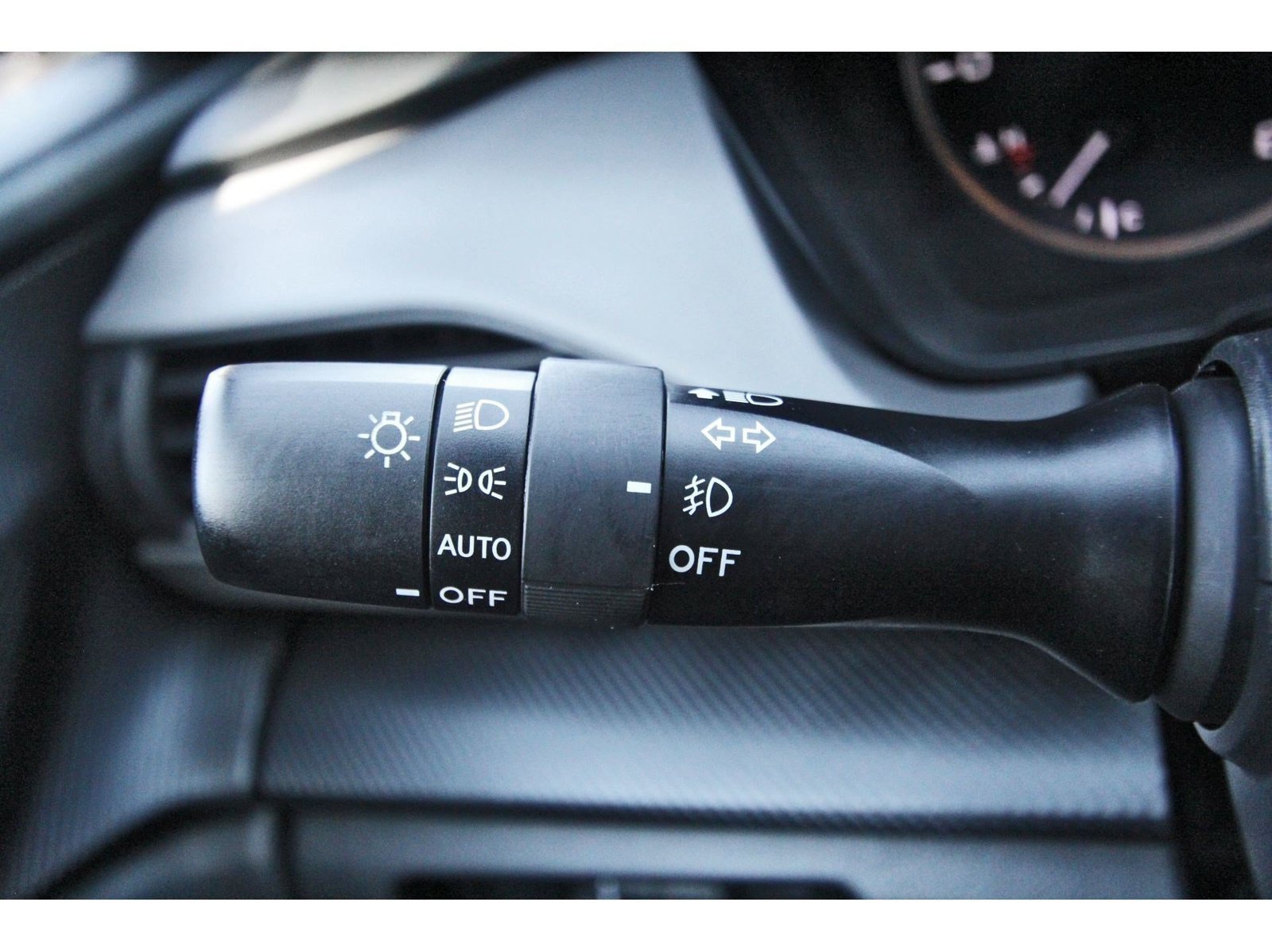Used 2024 Subaru Crosstrek 2.5i Wilderness AWD/4WD image 17