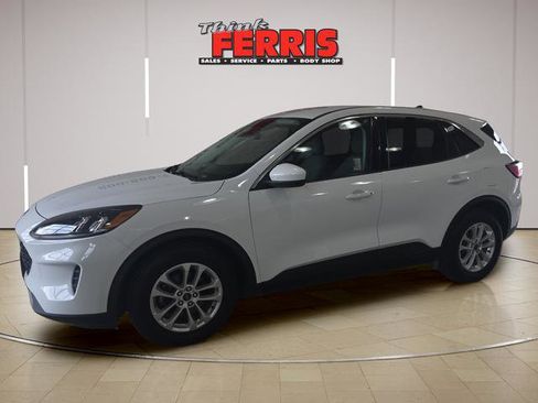 Used 2021 Ford Escape SE FWD image 1