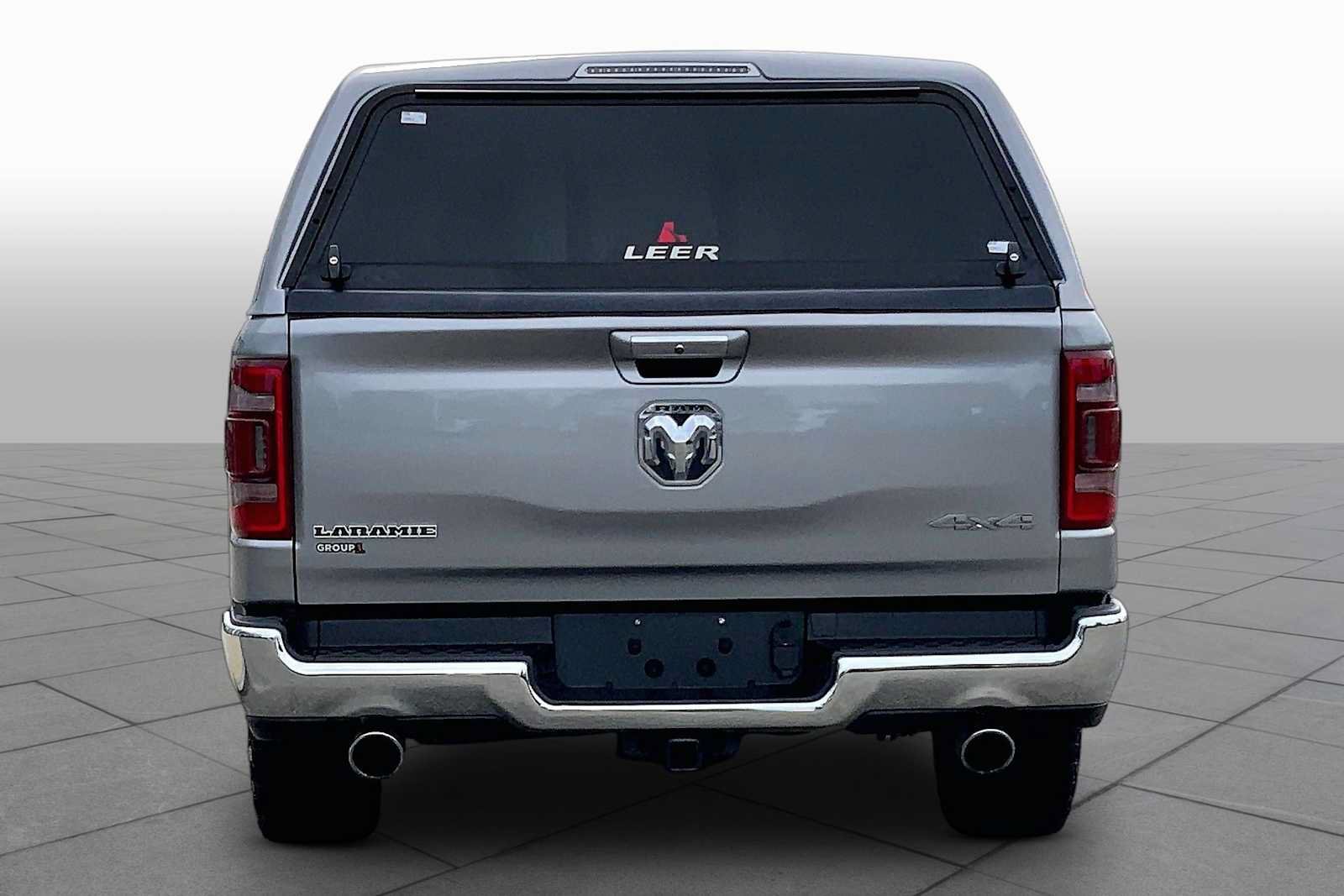 Used 2019 RAM 1500 Laramie AWD/4WD image 5