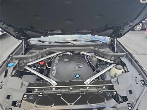 Certified 2024 BMW X6 xDrive40i w/ Premium Package image 20