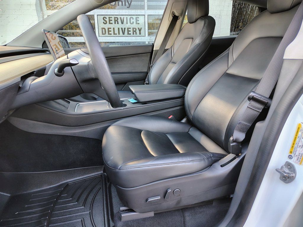 Used 2022 Tesla Model Y Performance AWD/4WD image 21