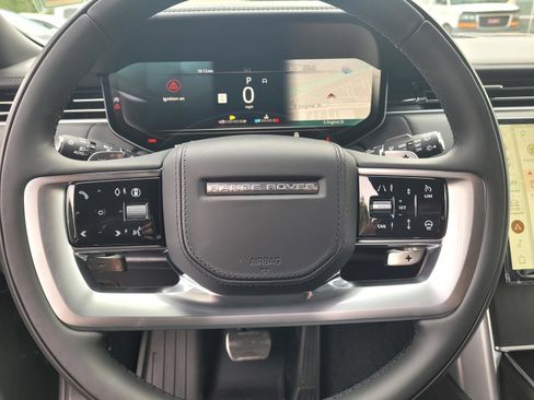 New 2026 Land Rover Range Rover Long Wheelbase Autobiography AWD/4WD image 25