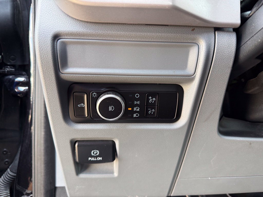 Used 2023 Ford F150 XLT RWD image 7