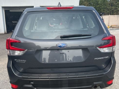 Used 2023 Subaru Forester AWD/4WD image 4