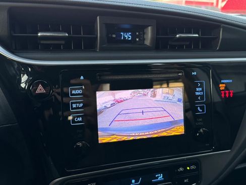 Used 2019 Toyota Corolla LE w/ Carpet Mat Package (TMS) FWD image 31