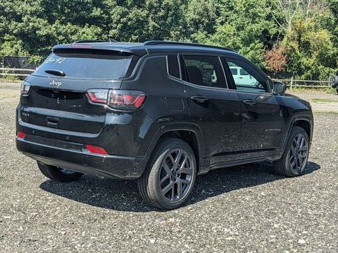 New 2025 Jeep Compass Limited w/ High Altitude Package image 3