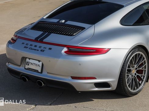 Used 2017 Porsche 911 Carrera 4S AWD/4WD image 16
